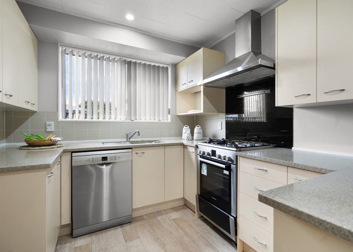 at 3 Cottage Lane, Pukete, Hamilton