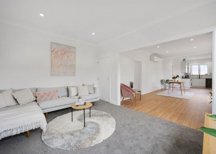  at 76 Clyde Street, Island Bay, Wellington