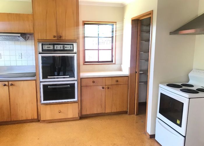  at 19 Wadeley Road, Ilam, Christchurch