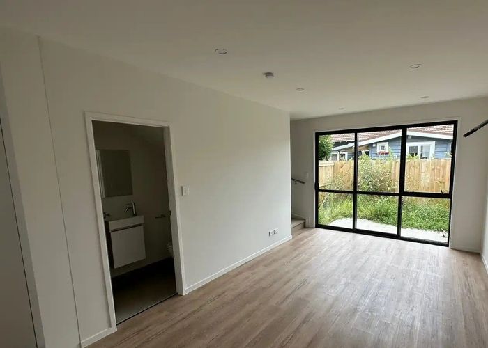  at 30 Clay Works Lane, New Lynn, Auckland