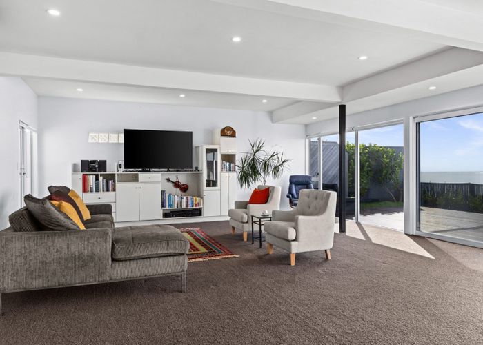  at 132 Priestley Terrace, Bluff Hill, Napier, Hawke's Bay