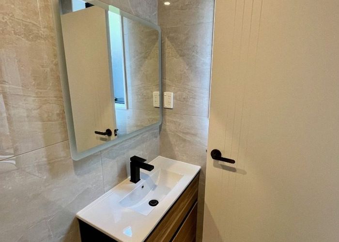  at 7/1026 New North Road, Mount Albert, Auckland City, Auckland