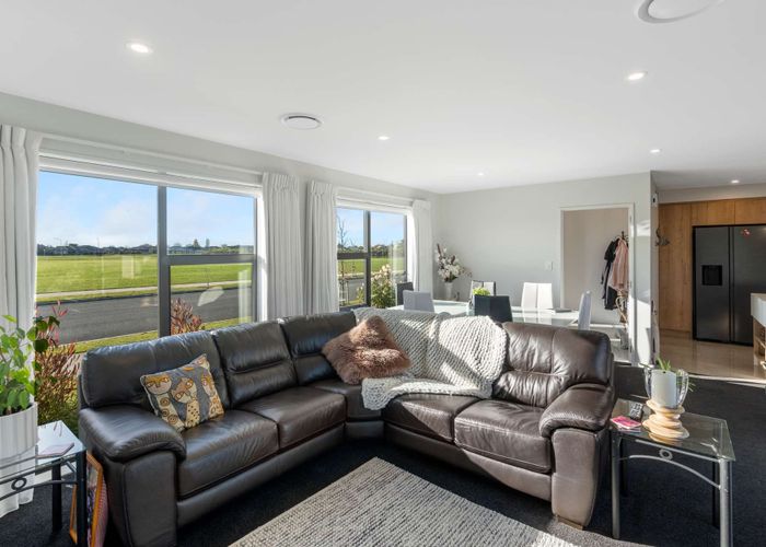 Free property data for 21 Goldie Drive, Rangiora, Rangiora homes.co.nz