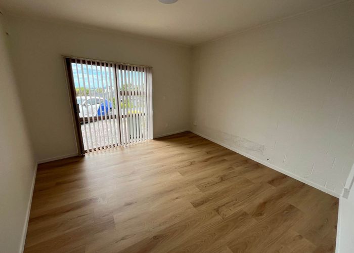  at 6A Forsythe Place, Massey, Waitakere City, Auckland