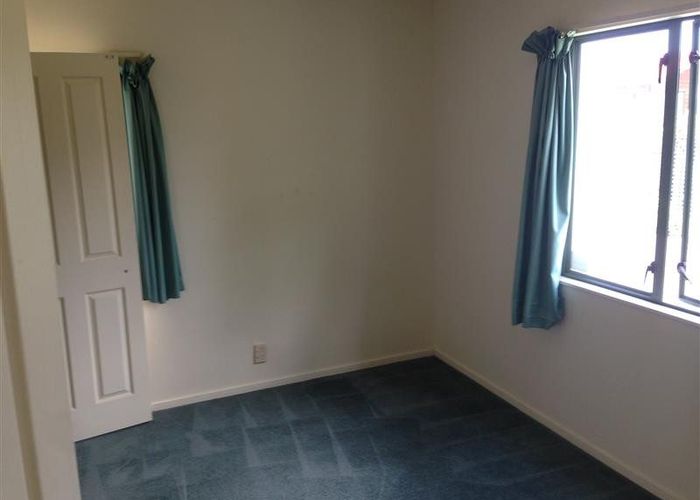  at 19 Neta Grove, Henderson, Waitakere City, Auckland