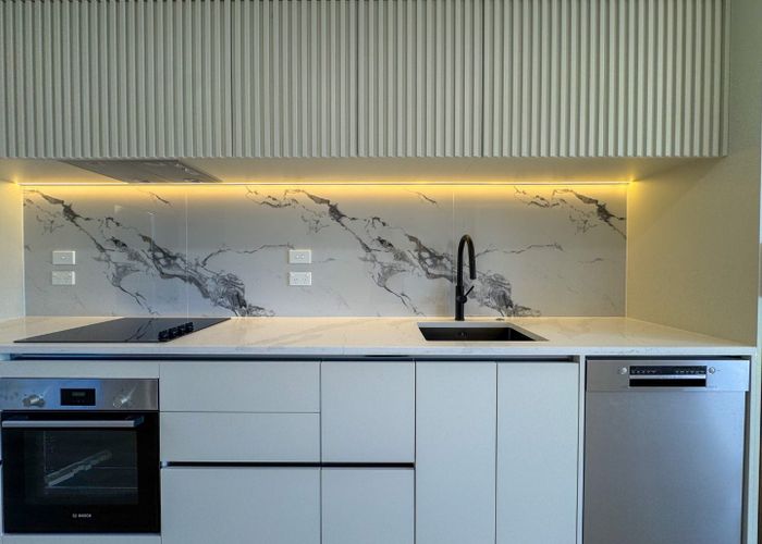  at 4/192 Methuen Road, New Windsor, Auckland City, Auckland