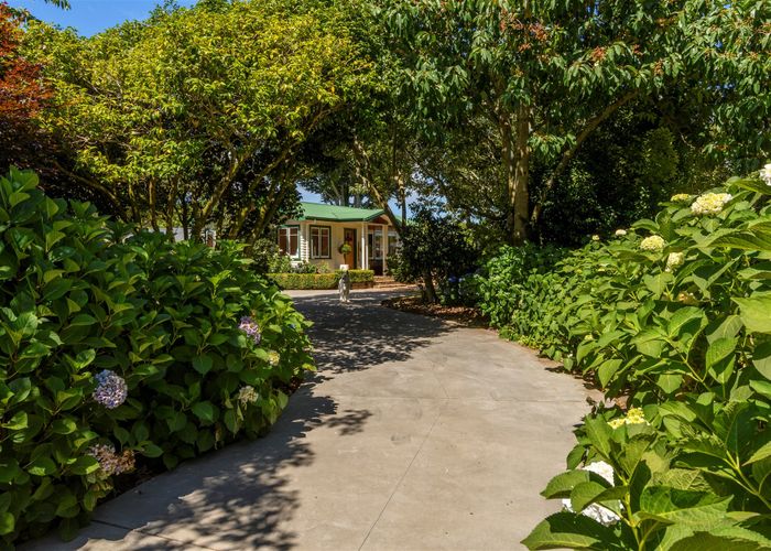  at 275 Snodgrass Road, Te Puna