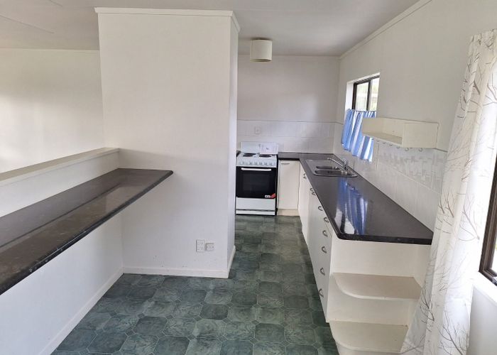  at 1/42 Tudor Road, Henderson, Waitakere City, Auckland