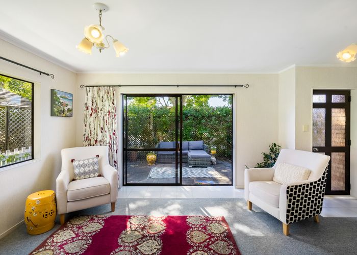  at 1/9 Merino Avenue, Somerville, Manukau