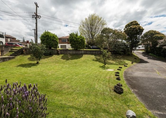  at 5/27 Parkhill Road, Howick, Auckland