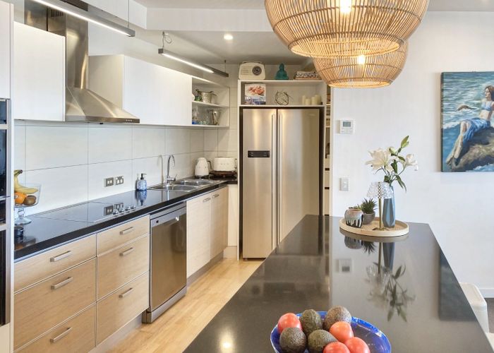  at 305b/14 West Quay, Ahuriri, Napier, Hawke's Bay
