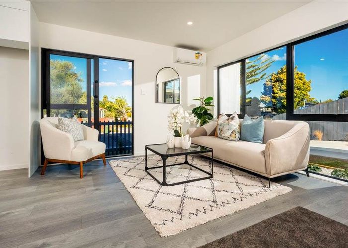 at 1/13 Normandy Place, Henderson, Waitakere City, Auckland