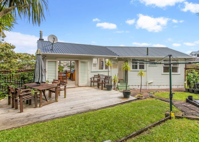  at 1 Trevola Street, New Windsor, Auckland