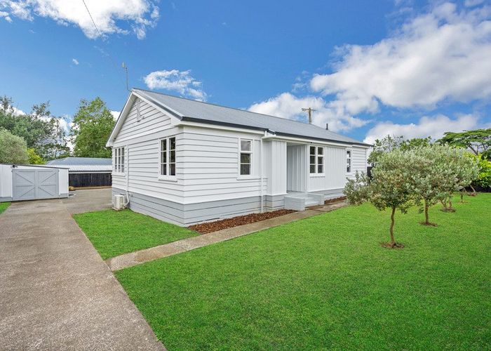  at 10 Buchanan Road, Kingseat, Papakura