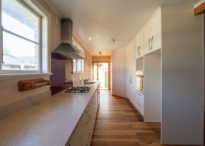  at 27 Willis Street, Bader, Hamilton
