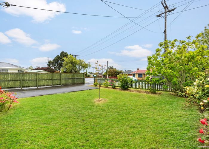  at 46 Harwood Crescent, Otara, Auckland