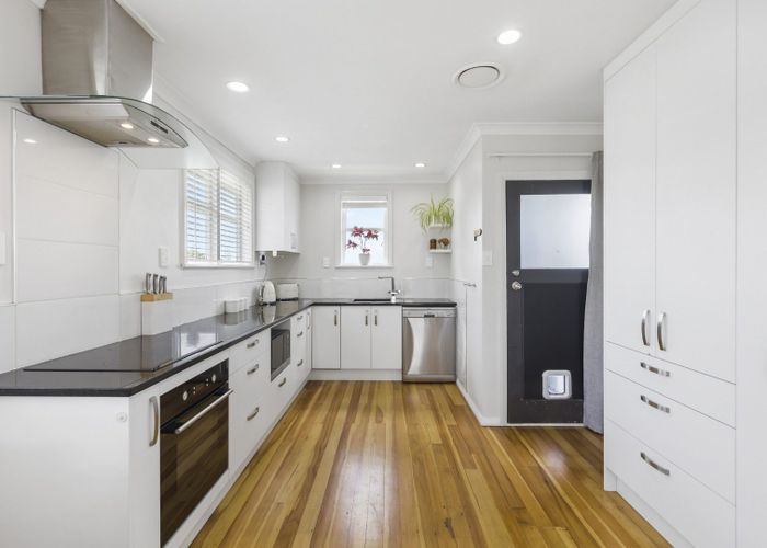  at 18 Inglewood Street, Wai o Taiki Bay, Auckland