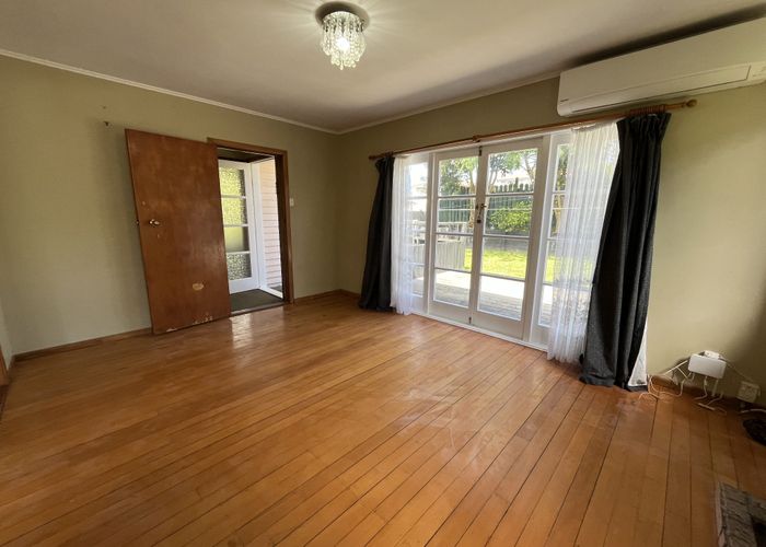  at 47 Pomaria Road, Henderson, Waitakere City, Auckland