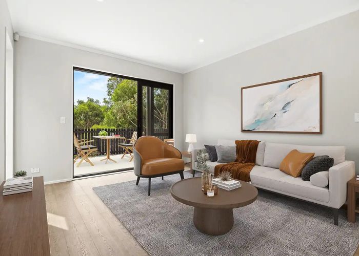  at 2/3 Parapara Place, Albany, North Shore City, Auckland