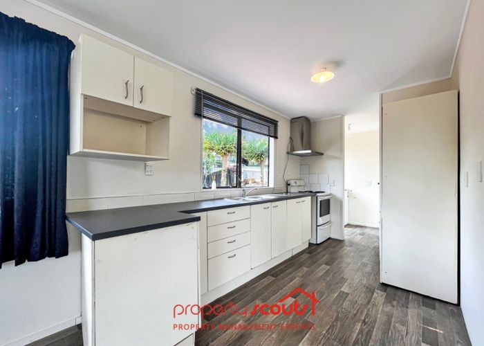  at 25 Lilburn Crescent, Massey, Waitakere City, Auckland