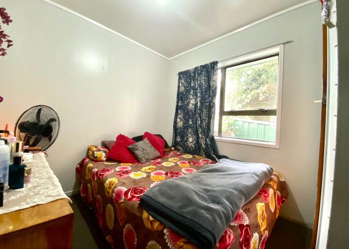 at 2/54 Hillside Road, Papatoetoe, Manukau City, Auckland