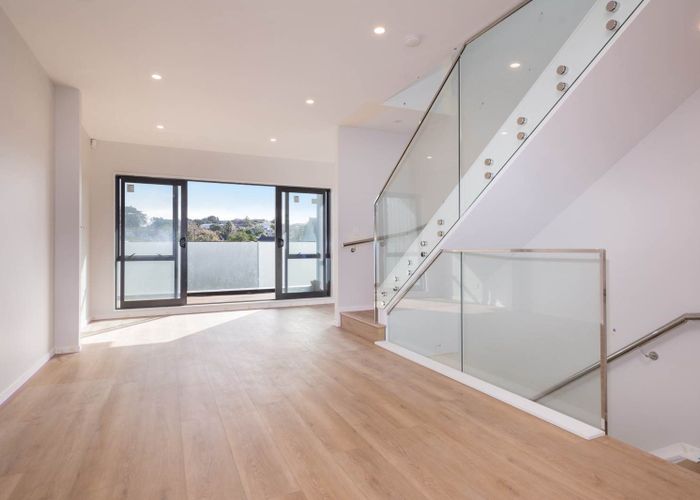  at 9/15 Thornton Road, Milford, North Shore City, Auckland