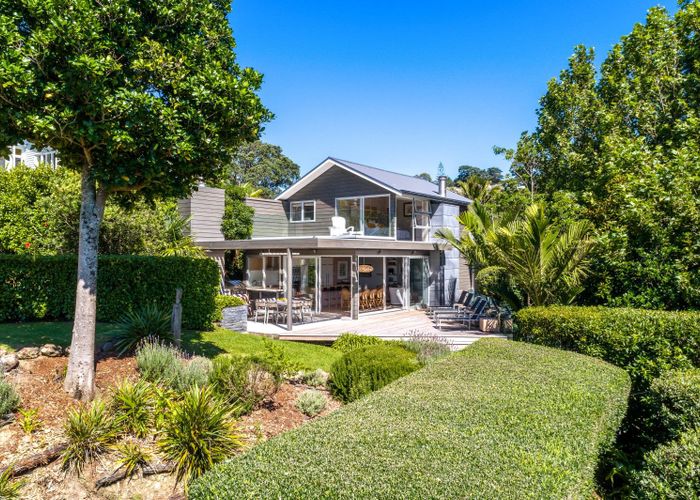  at 2 Hill Road, Palm Beach, Waiheke Island