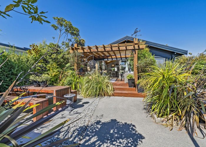 For sale 11 Swindells Road, Waikuku Beach, Waimakariri, Canterbury