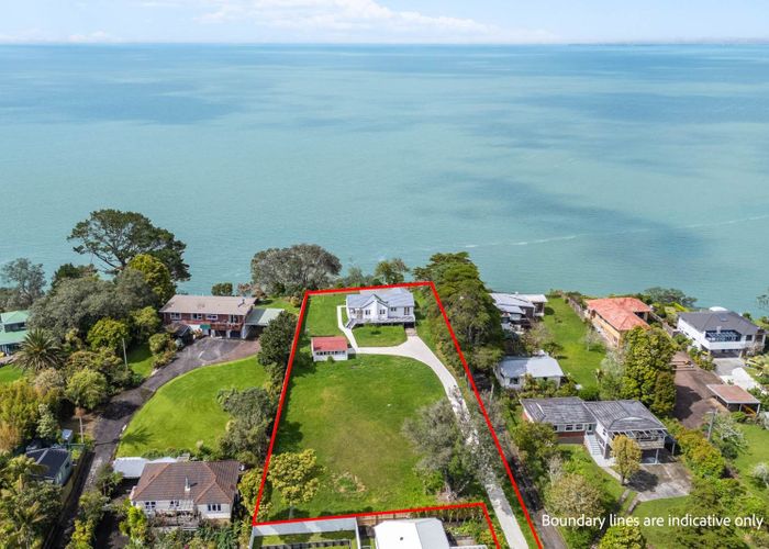  at 16 Cliff View Drive, Green Bay, Waitakere City, Auckland