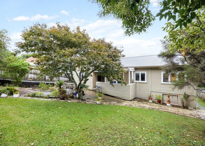  at 33 Hinau Street, Maeroa, Hamilton, Waikato