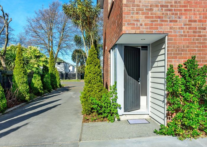  at 2/89 Poulson Street, Addington, Christchurch City, Canterbury