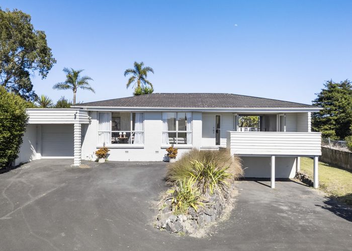  at 174 Albany Highway, Greenhithe, North Shore City, Auckland