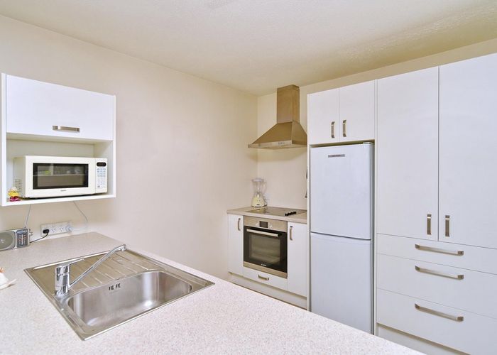  at 2/7 Cassidy Place, Belfast, Christchurch City, Canterbury