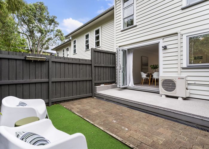  at 8/13 Kaihu Street, Northcote, North Shore City, Auckland