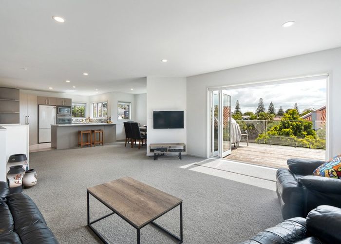  at 14A Silverton Avenue, Wai o Taiki Bay, Auckland