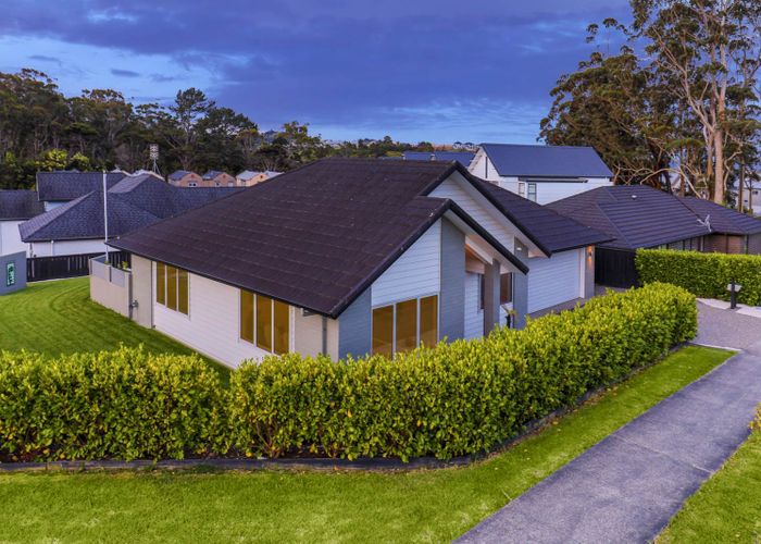  at 45 Bartlett Drive, Silverdale, Silverdale