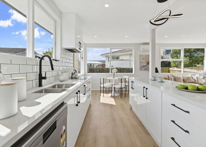  at 29 Lindis Place, Mangere Bridge, Auckland