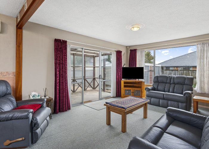  at 4/15 Division Street, Riccarton, Christchurch City, Canterbury