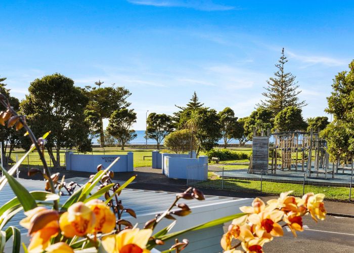  at 35 Charles Street, Westshore, Napier, Hawke's Bay