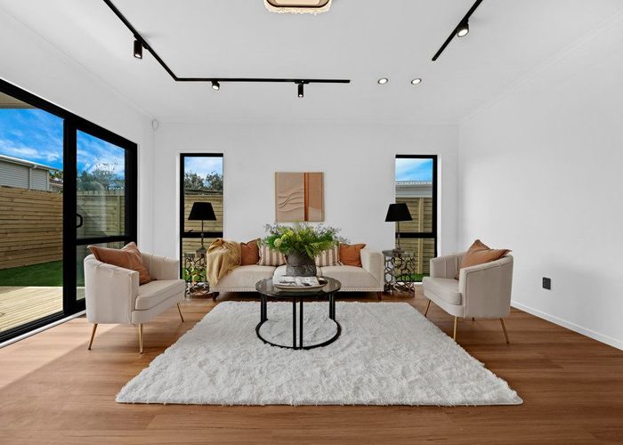  at 8E Brentford Place, Manurewa, Manukau City, Auckland