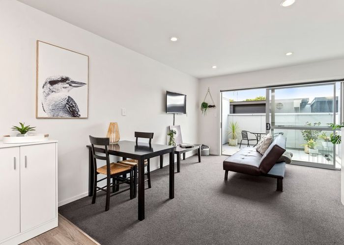  at 5/100 Knighton Road, Hillcrest, Hamilton, Waikato