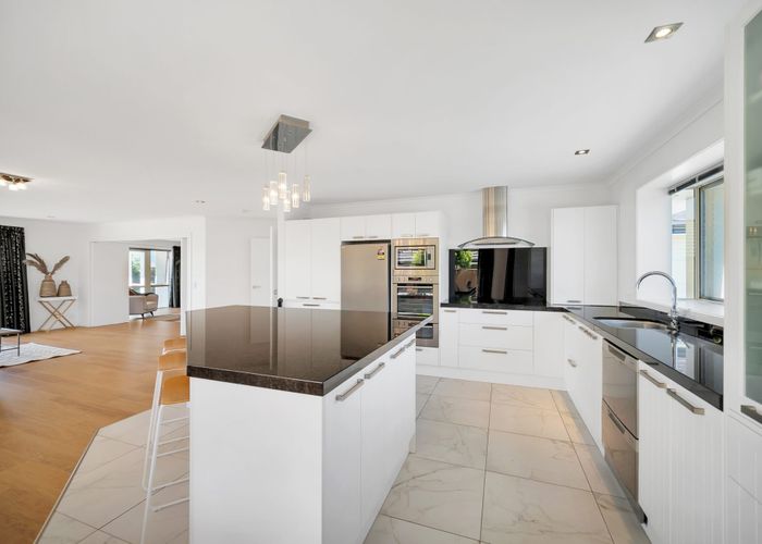  at 13 John Sutton Place, Richmond, Richmond