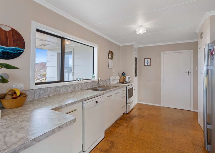  at 22 Esplanade, Balclutha