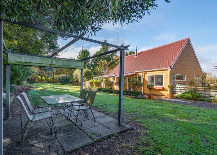  at 122 Gordon Street, Lansdowne, Masterton