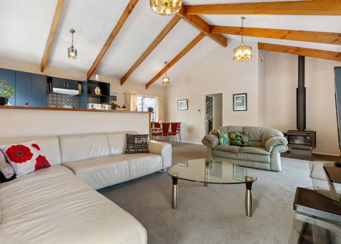  at 122 Glenpark Avenue, Frankleigh Park, New Plymouth