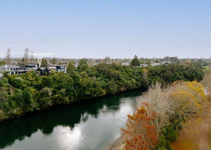  at 19 Minchin Crescent, St Andrews, Hamilton