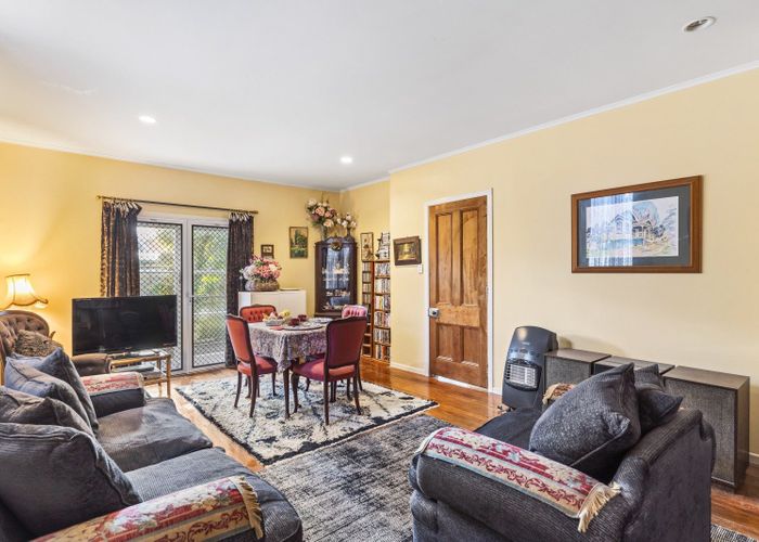  at 31 Riverview Road, Panmure, Auckland