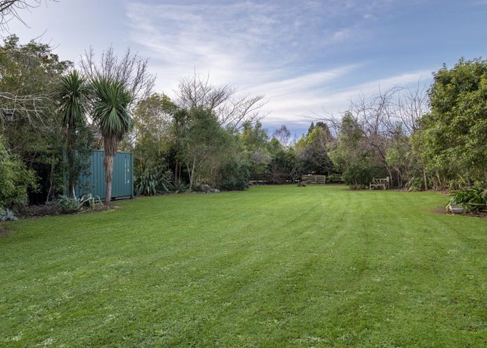  at 1070 Queen Street East, Levin, Levin