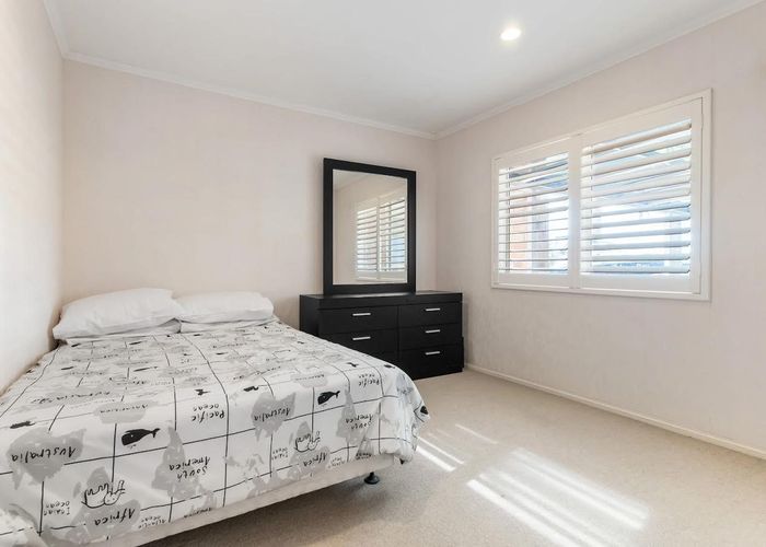  at 13 Tir Conaill Avenue, Flat Bush, Manukau City, Auckland