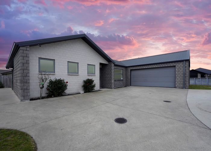  at 2 Cupples Street, Papamoa Beach, Papamoa